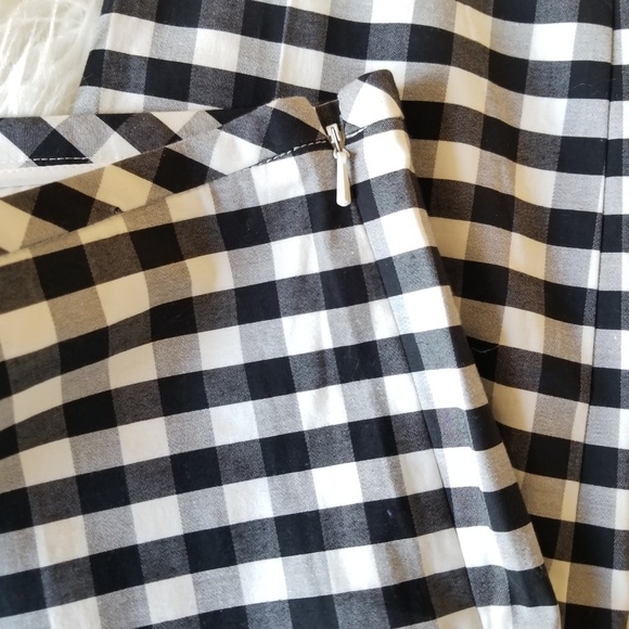 Talbots Buffalo Plaid Ankle Pants Size 4 - Picture 6 of 8